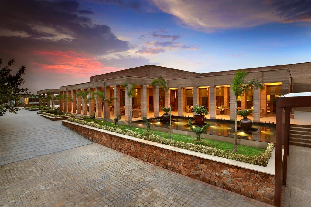 The LaLit Mangar Hotel Faridabad