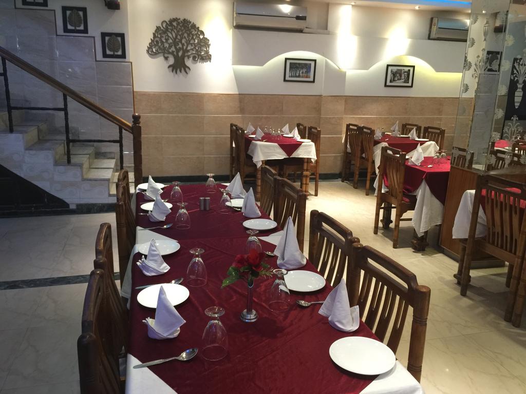 Ekant Hotel Faridabad Restaurant